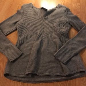 Super cute grey sweater